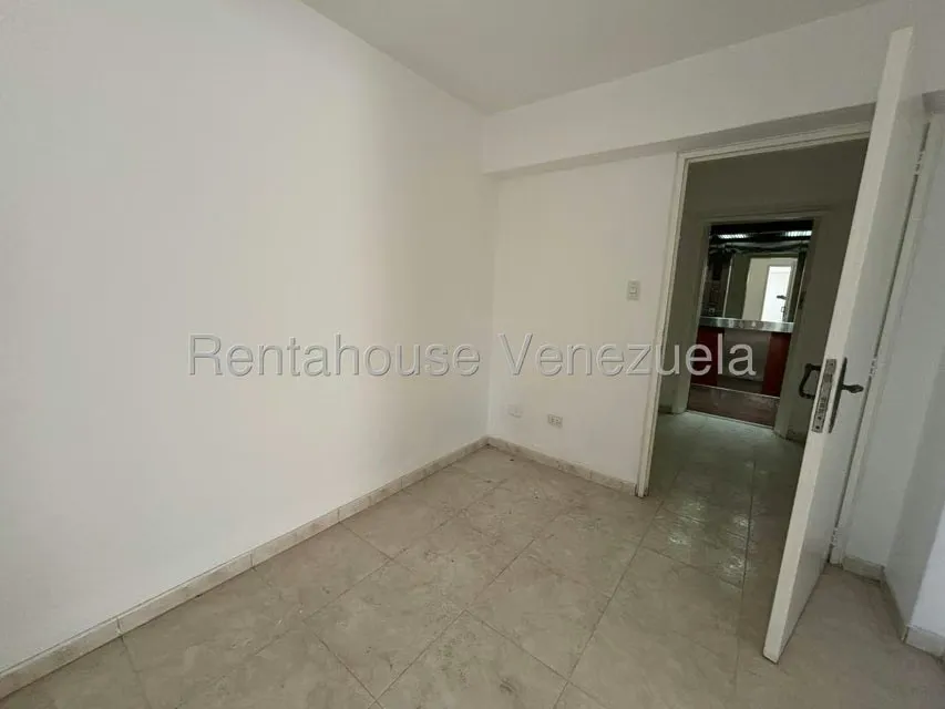 Apartamento (Duplex) en Venta en Lomas del Avila, Distrito Metropolitano - 9
