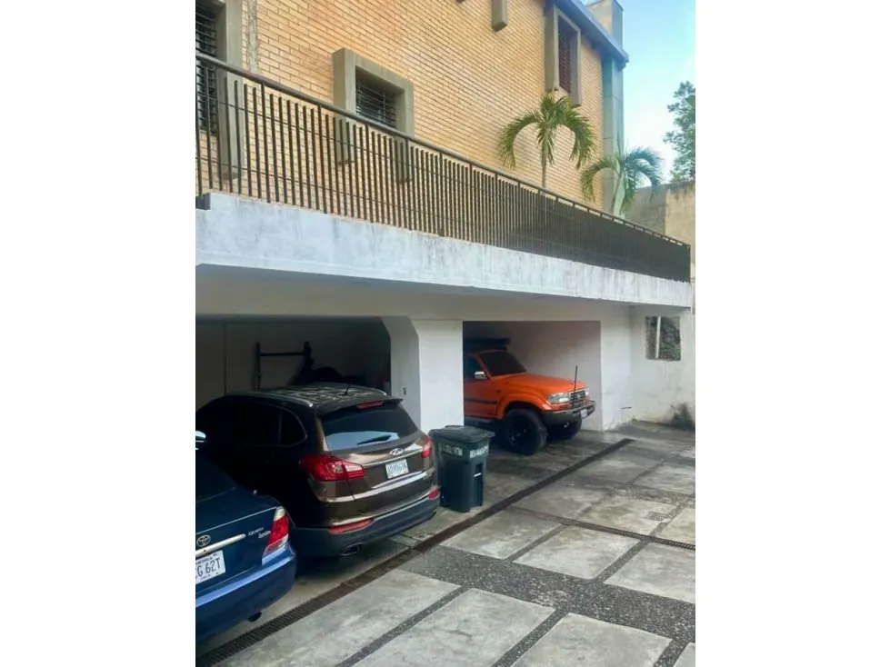 Alquilo casa 765m2 Cumbres de Curumo 2303 - 19
