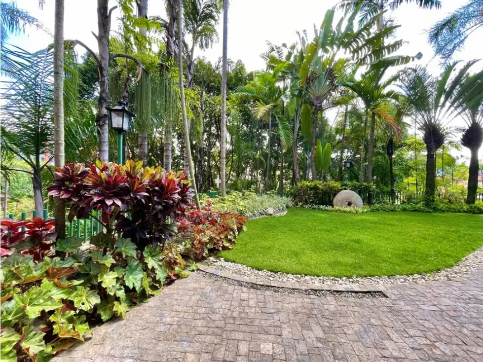 Se vende PB c/ jardín 600m2 Valle Arriba 9006 - 2