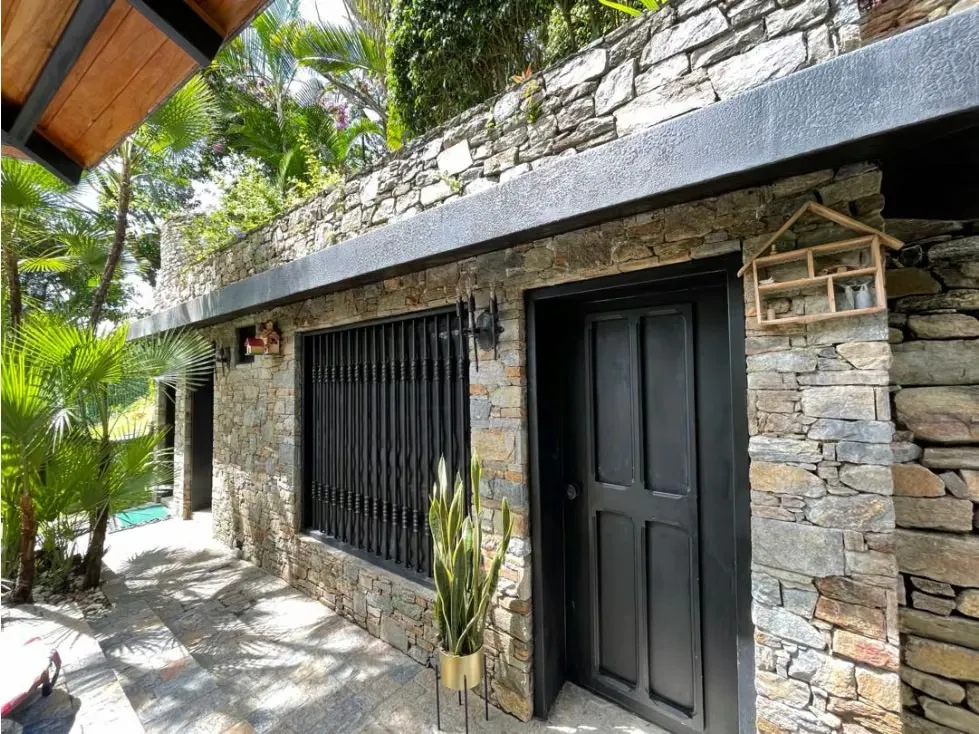 Se vende PB c/ jardín 600m2 Valle Arriba 9006 - 17
