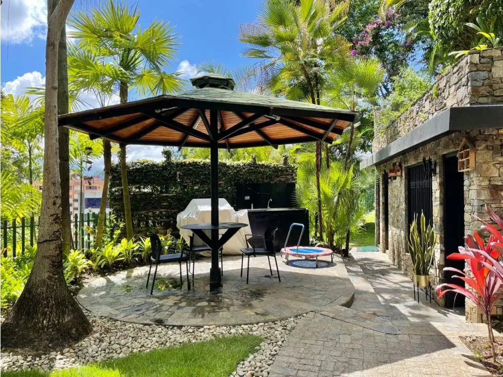 Se vende PB c/ jardín 600m2 Valle Arriba 9006 - 18