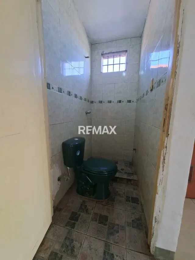LOCAL COMERCIAL SECTOR LOS PLATANEROS - 11