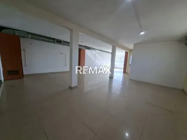 LOCAL COMERCIAL SECTOR LOS PLATANEROS - 14