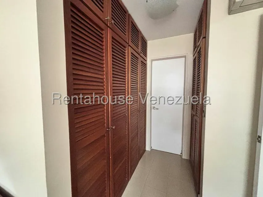 Apartamento (1 Nivel) en Venta en Los Palos Grandes, Distrito Metropolitano - 26