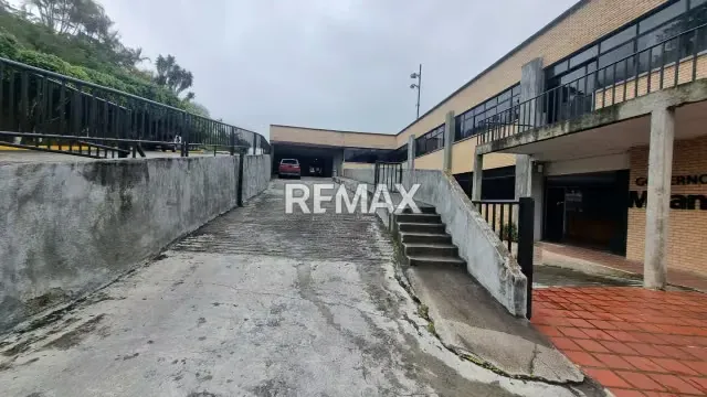 LOCAL COMERCIAL EN ALQUILER 160m2 - 4
