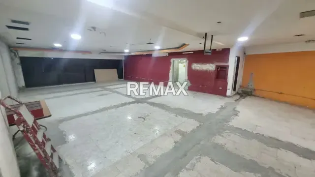 LOCAL COMERCIAL EN ALQUILER 160m2 - 5