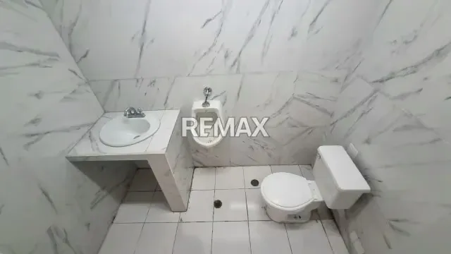 LOCAL COMERCIAL EN ALQUILER 160m2 - 9