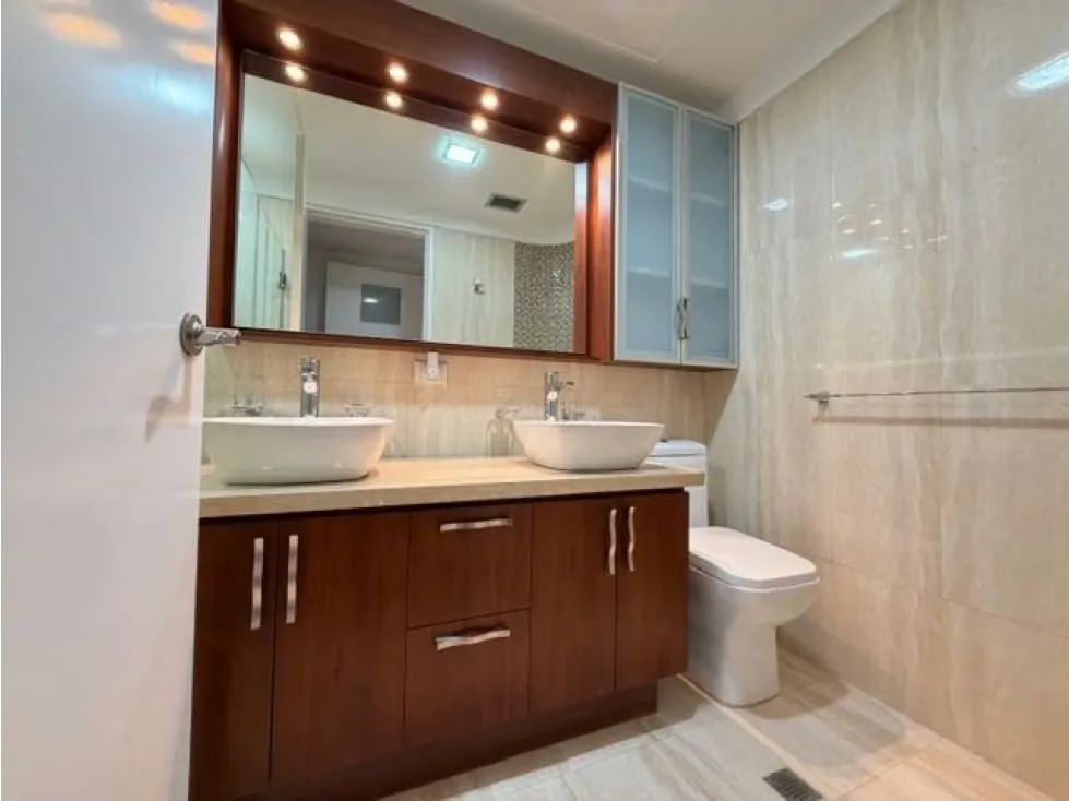 Se vende apartamento 150m2 Colinas de Valle Arriba 9137 - 5