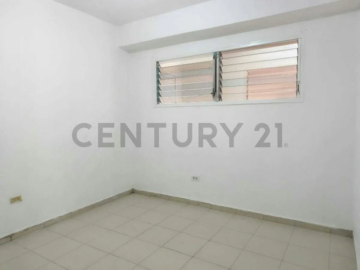 Amplio y Comodo Apartamento en Alquiler - 6