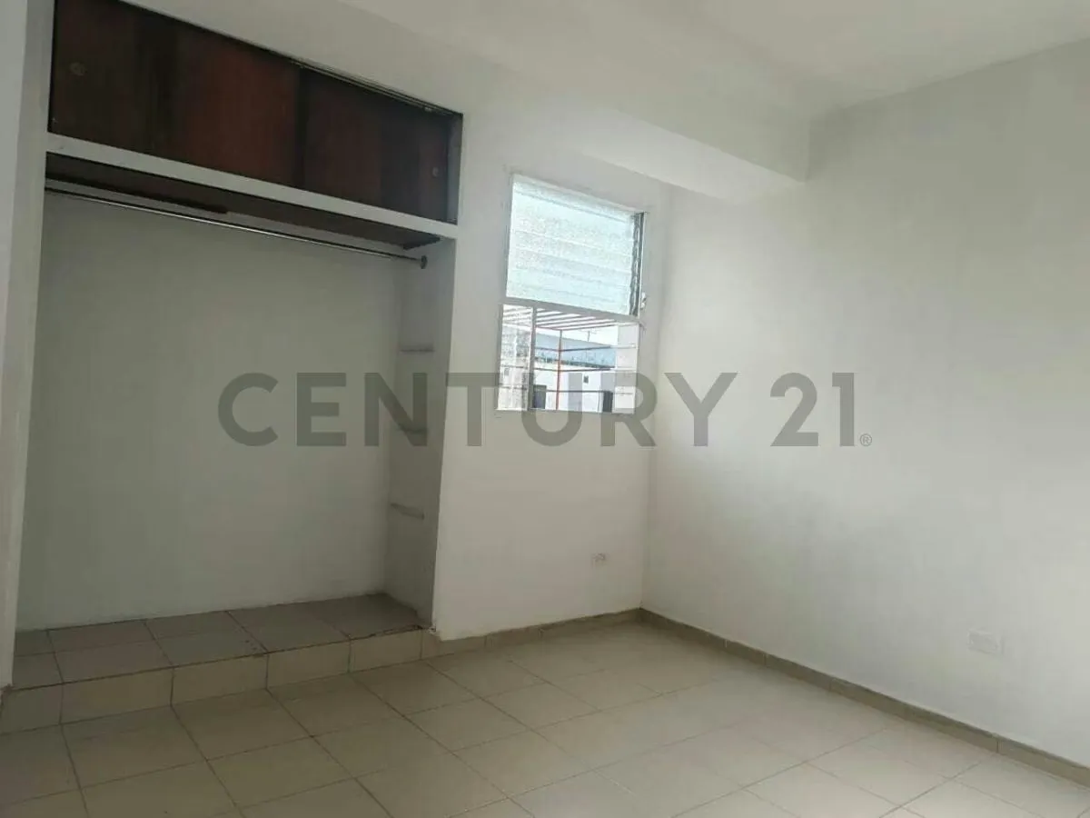 Amplio y Comodo Apartamento en Alquiler - 7