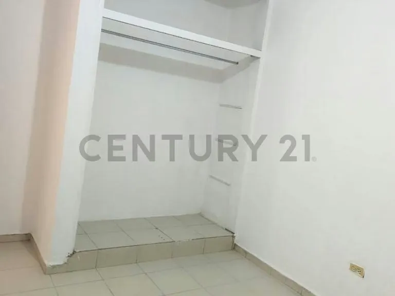 Amplio y Comodo Apartamento en Alquiler - 10