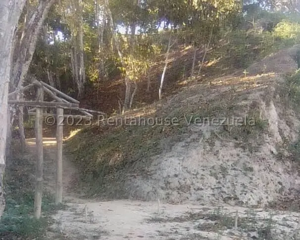 Terreno (Comercial) en Venta en Municipio Guaicaipuro, Miranda - 9