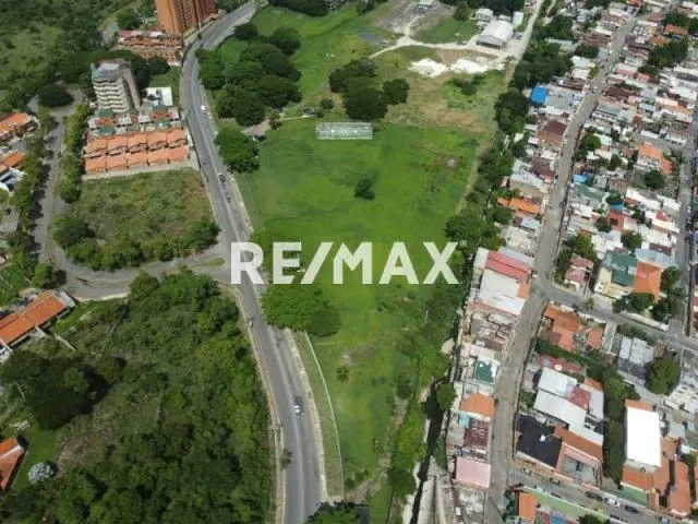 Terreno en Venta - Avenida Interindustrial La Victoria Estado Aragua - 3
