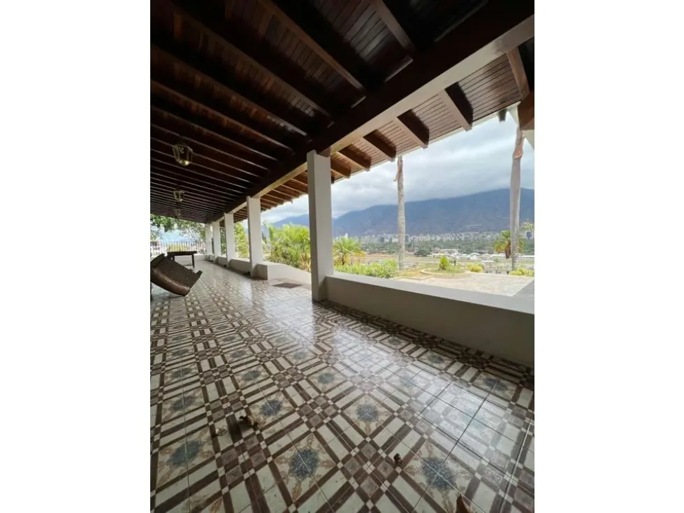 Se vende casa 1.000m2 Lomas de Chuao 4359 - 11