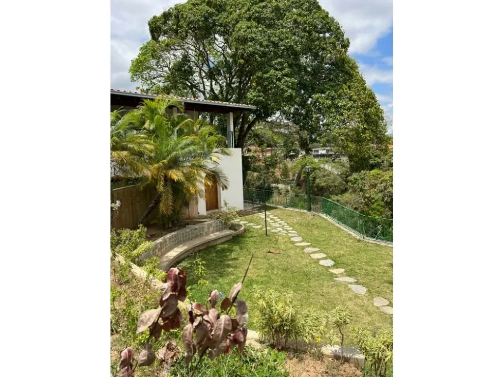 Se vende casa 1.000m2 Lomas de Chuao 4359 - 3