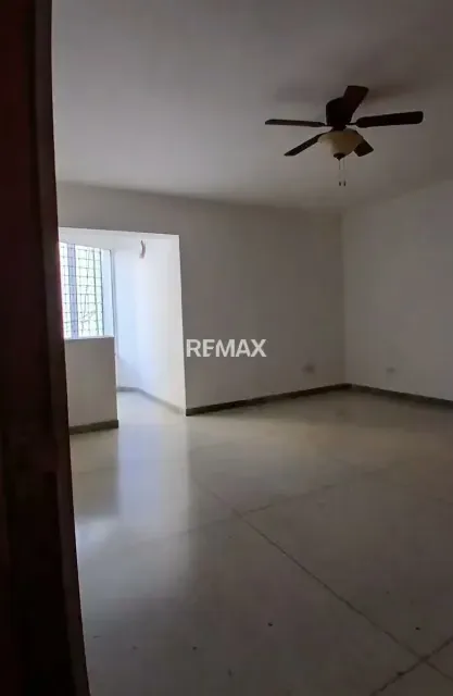 VENTA DE CASA BIFAMILIAR EN LAS PALMAS - 9