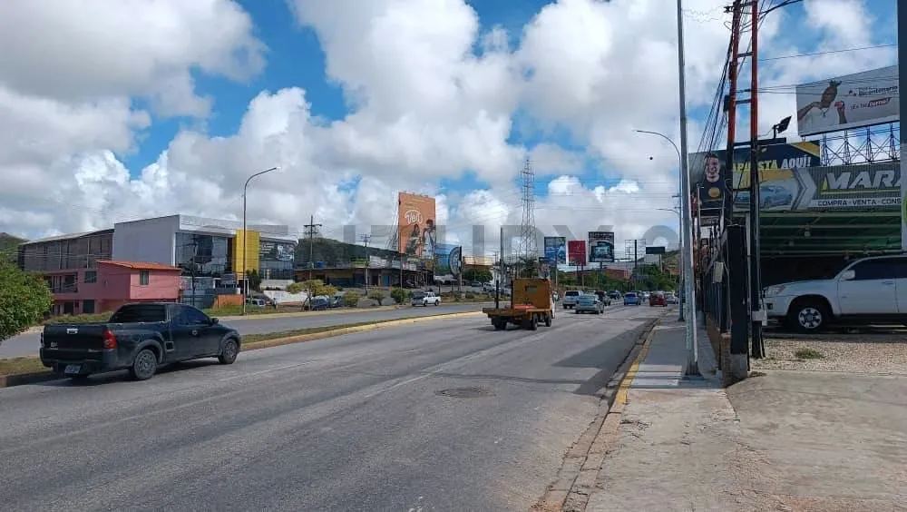 Terreno comercial en zona de alto trafico - 11