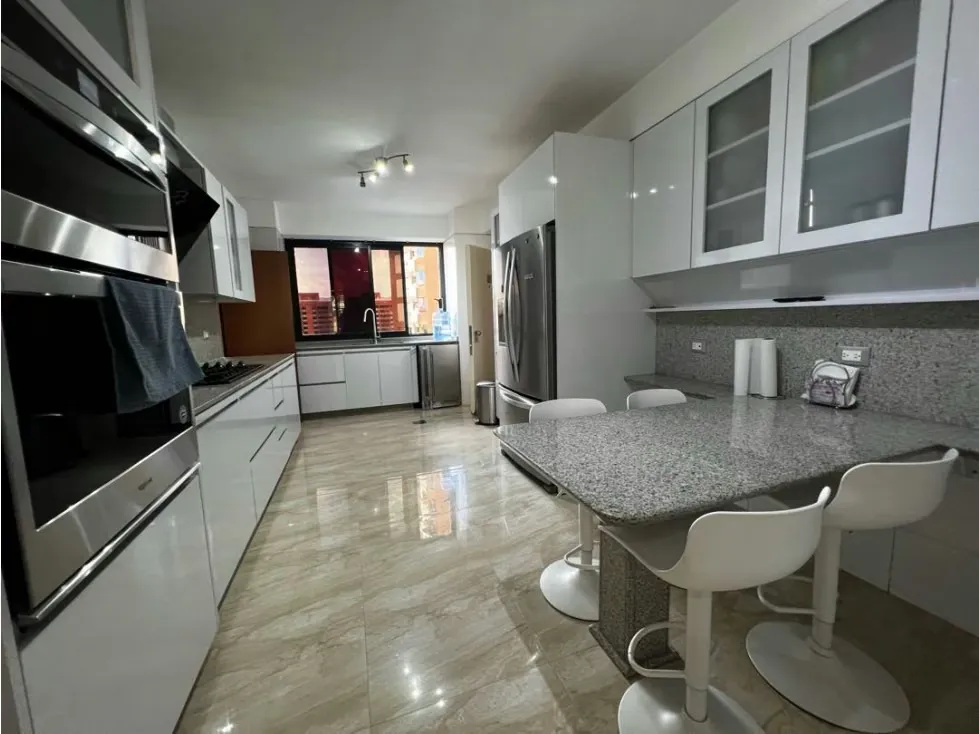 Vendo apartamento 187m2 Los Chorros 0591 - 8