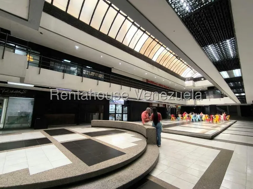 Apartamento (1 Nivel) en Alquiler en Parroquia La Candelaria, Distrito Metropolitano - 16