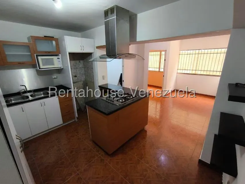 Apartamento (1 Nivel) en Alquiler en Parroquia La Candelaria, Distrito Metropolitano - 3