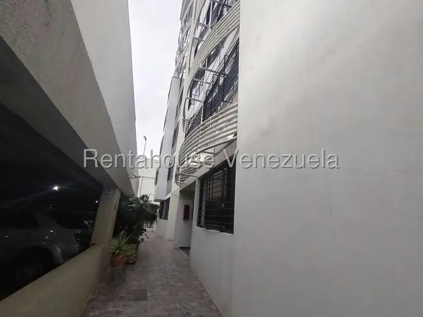 Apartamento (1 Nivel) en Venta en Centro, Lara - 2