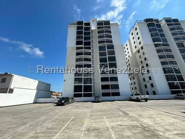 Apartamento (1 Nivel) en Venta en Centro, Lara - 33