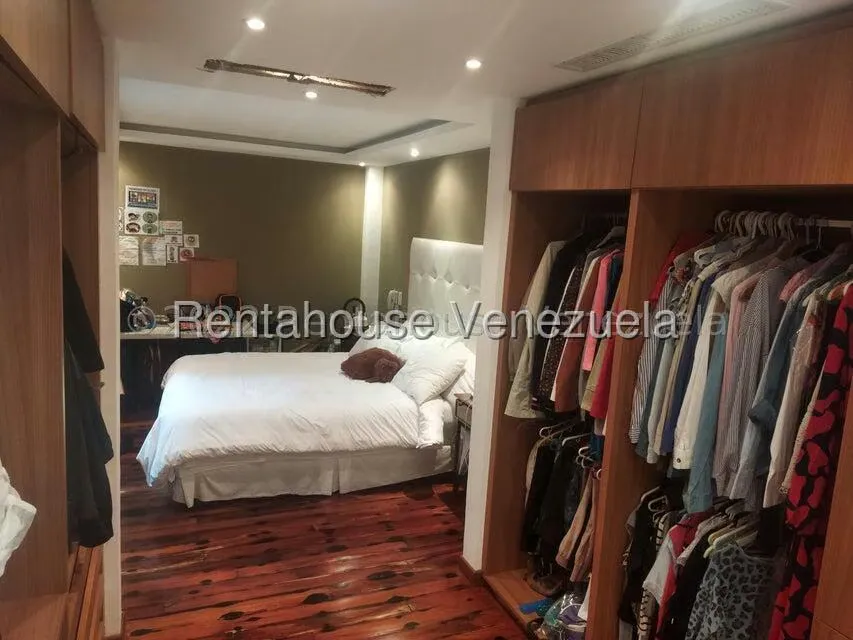 Apartamento (Planta Baja) en Venta en Campo Alegre, Distrito Metropolitano - 17