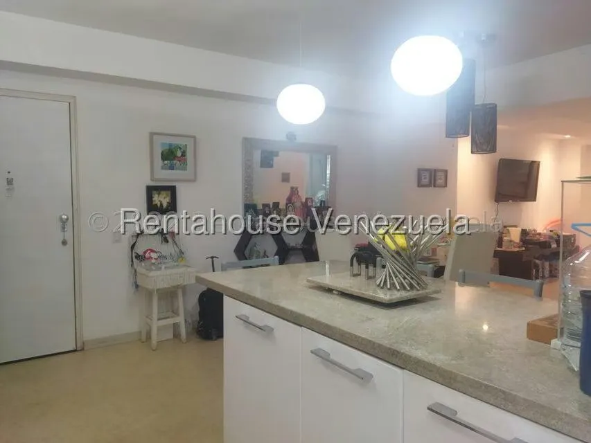 Apartamento (Planta Baja) en Venta en Campo Alegre, Distrito Metropolitano - 6