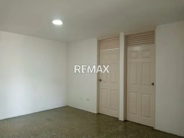 Encantador Apartamento Vista Verde y Comodidad Familiar Los Jardines del Valle Caracas - 10