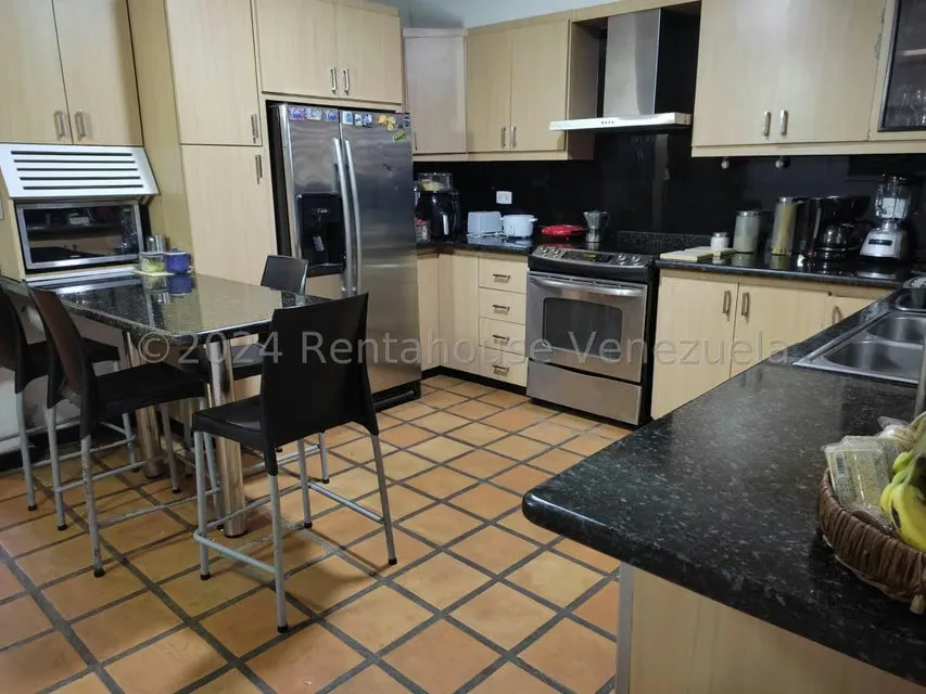 Casa (Multipes Niveles) en Venta en Los Palos Grandes, Distrito Metropolitano - 16