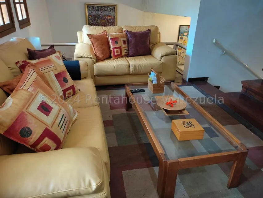 Casa (Multipes Niveles) en Venta en Los Palos Grandes, Distrito Metropolitano - 19