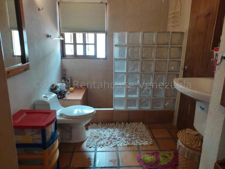 Casa (Multipes Niveles) en Venta en Los Palos Grandes, Distrito Metropolitano - 26