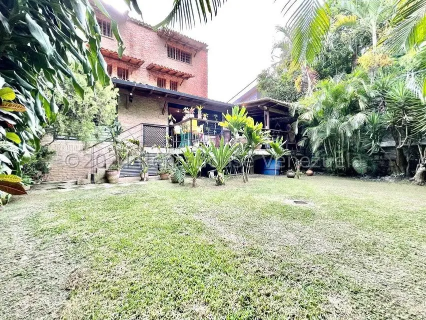 Casa (Multipes Niveles) en Venta en Los Palos Grandes, Distrito Metropolitano - 36