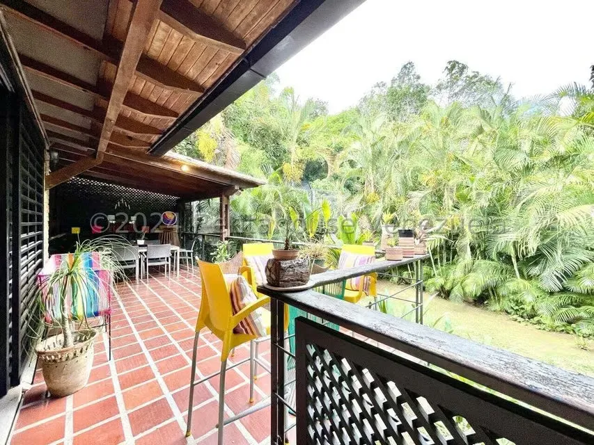 Casa (Multipes Niveles) en Venta en Los Palos Grandes, Distrito Metropolitano - 39