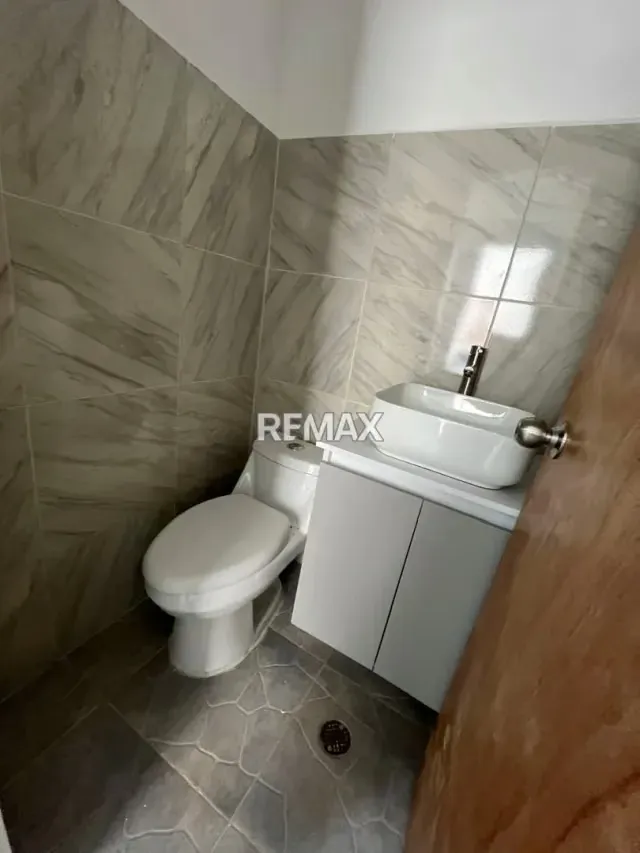 Local Comercial en alquiler Urbanizacion los Pinos 2 Zona Este-Barquisimeto - 2