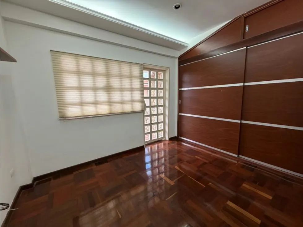 Vendo casa 500m2 El Retiro 1520 - 21