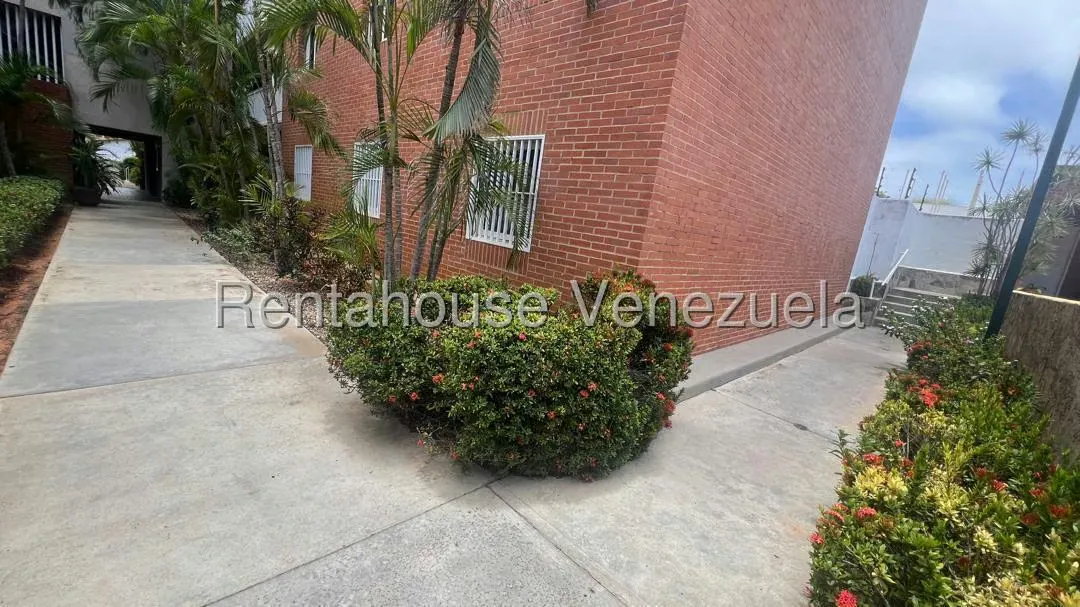 Apartamento (1 Nivel) en Venta en Pampatar, Nueva Esparta - 2