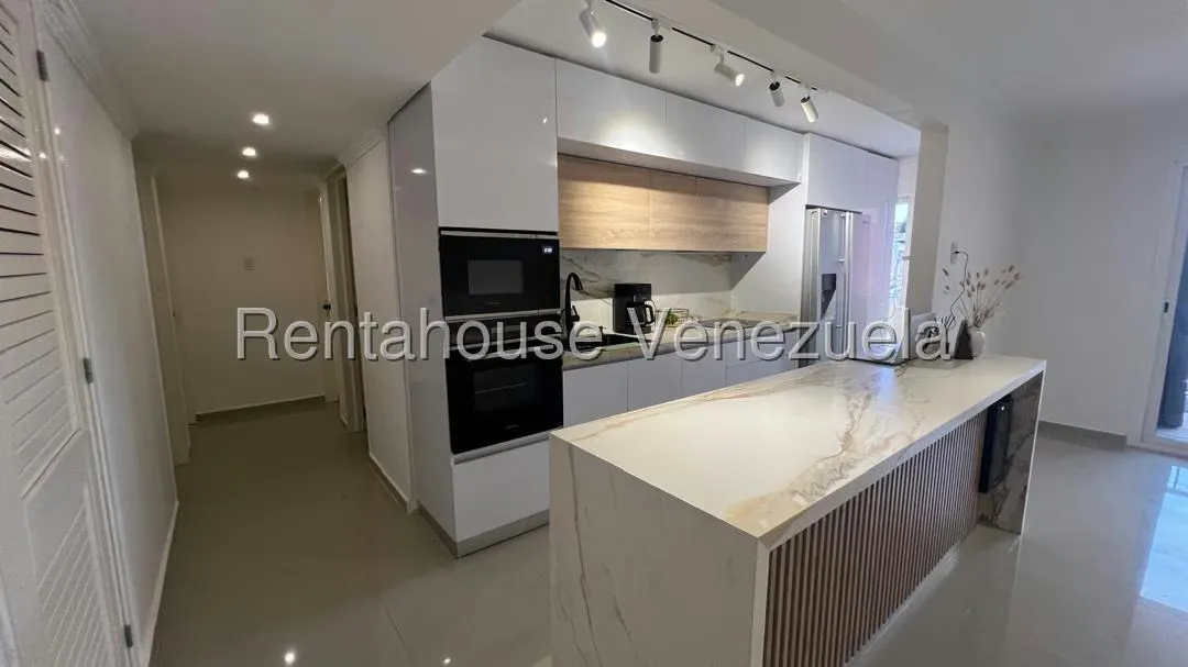 Apartamento (1 Nivel) en Venta en Pampatar, Nueva Esparta - 4
