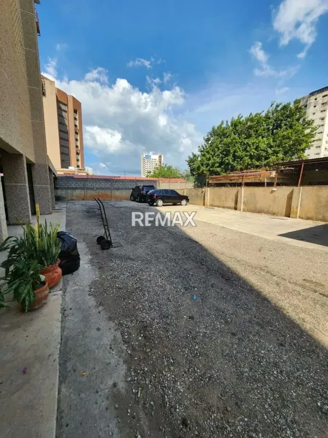En Venta Apartamento Edificio Tamara Calle 78 con Avenida 3D Frente al Saime de Valle frio - 3