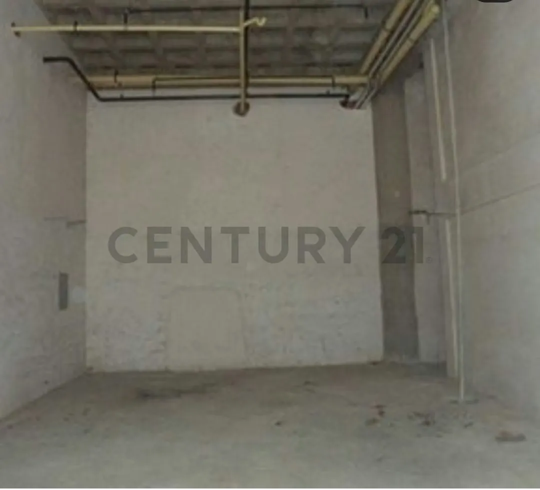 Venta de Local Comercial en Boleita Norte - 5