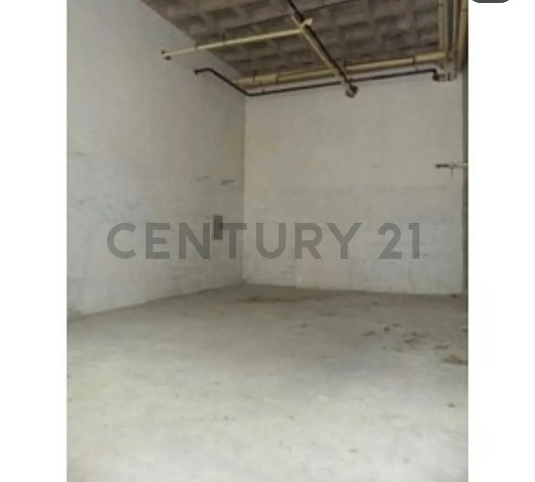 Venta de Local Comercial en Boleita Norte - 6