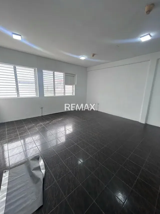 En Venta Galpón Industrial ubicado en la Zona I - Barquisimeto - 5