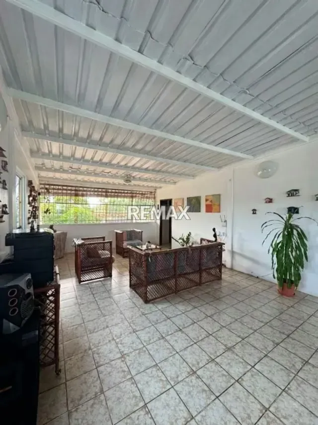 VENTA DE CASA EN EL CENTRO DE PORLAMAR - 13