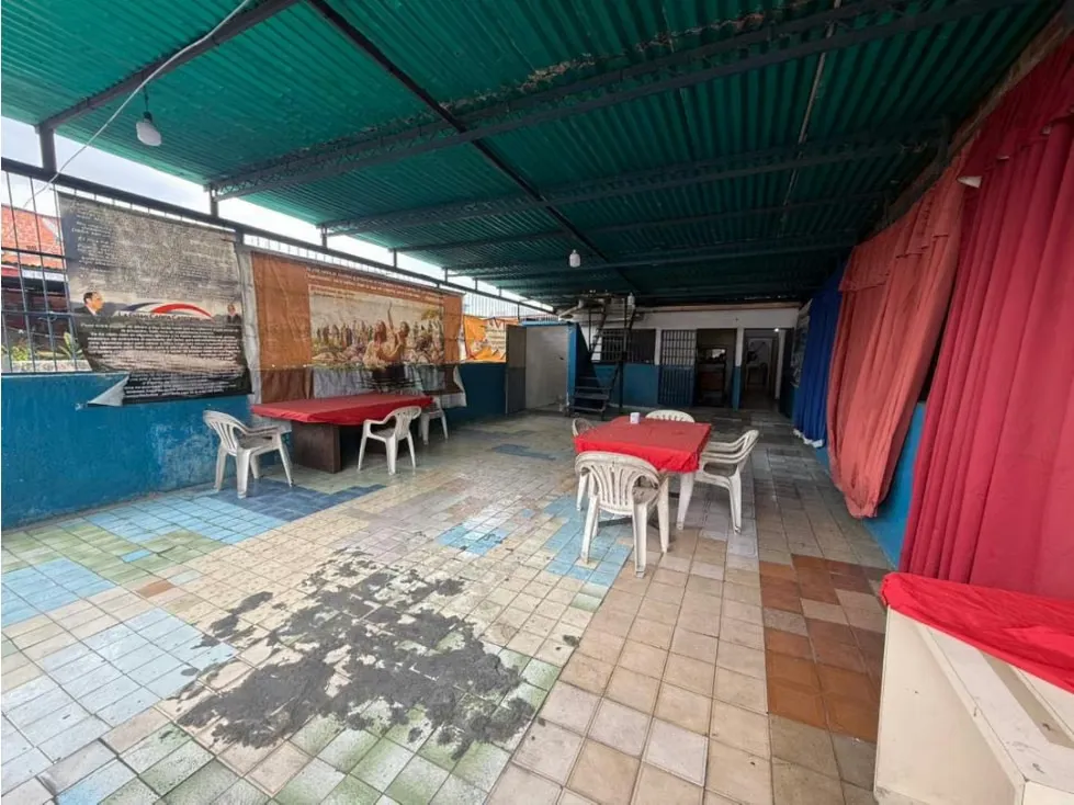 VES-Venta de local en Catia - 10