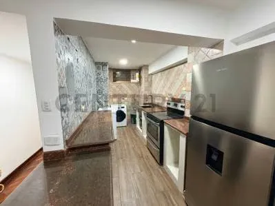 Venta de cómodo y espacioso apartamento en La Candelaria , Caracas - 3