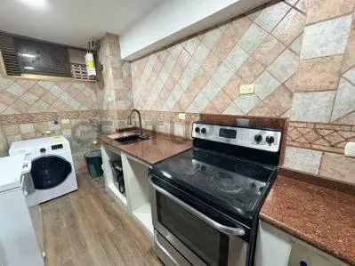Venta de cómodo y espacioso apartamento en La Candelaria , Caracas - 4