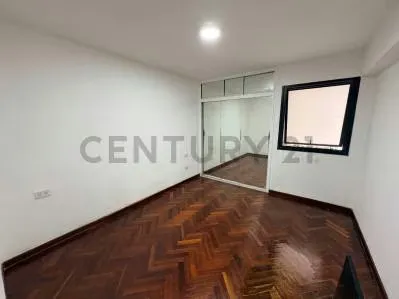 Venta de cómodo y espacioso apartamento en La Candelaria , Caracas - 5