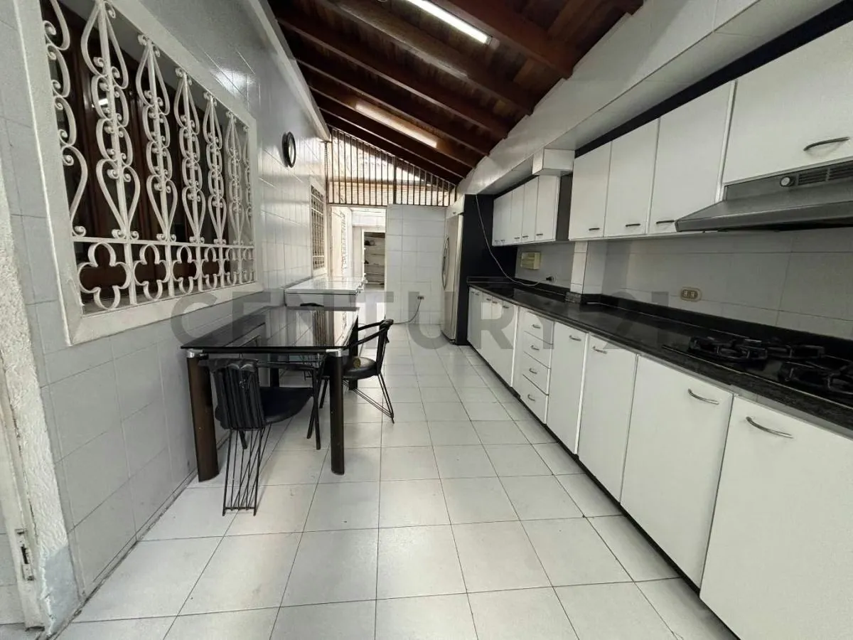 Casa-Quinta en Venta ubicada en Alta Florida. - 14