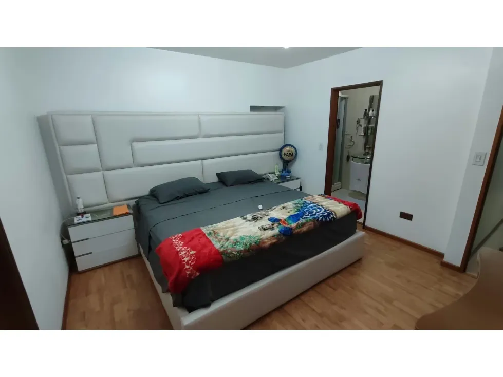Apartamento PH en venta en Montalbán II de 278m2. - 12