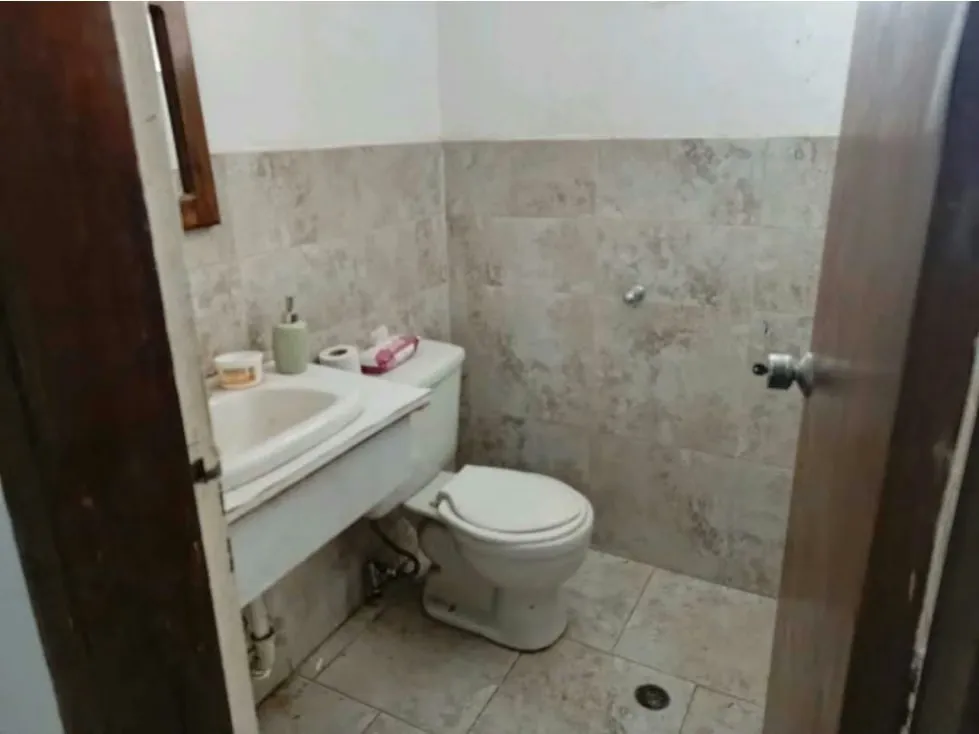 En Venta Casa Quinta Urb.Colinas de Guataparo Municipio Valencia - 12